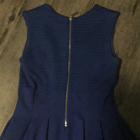 Cute royal blue short dress size small - Picture 4 of 4